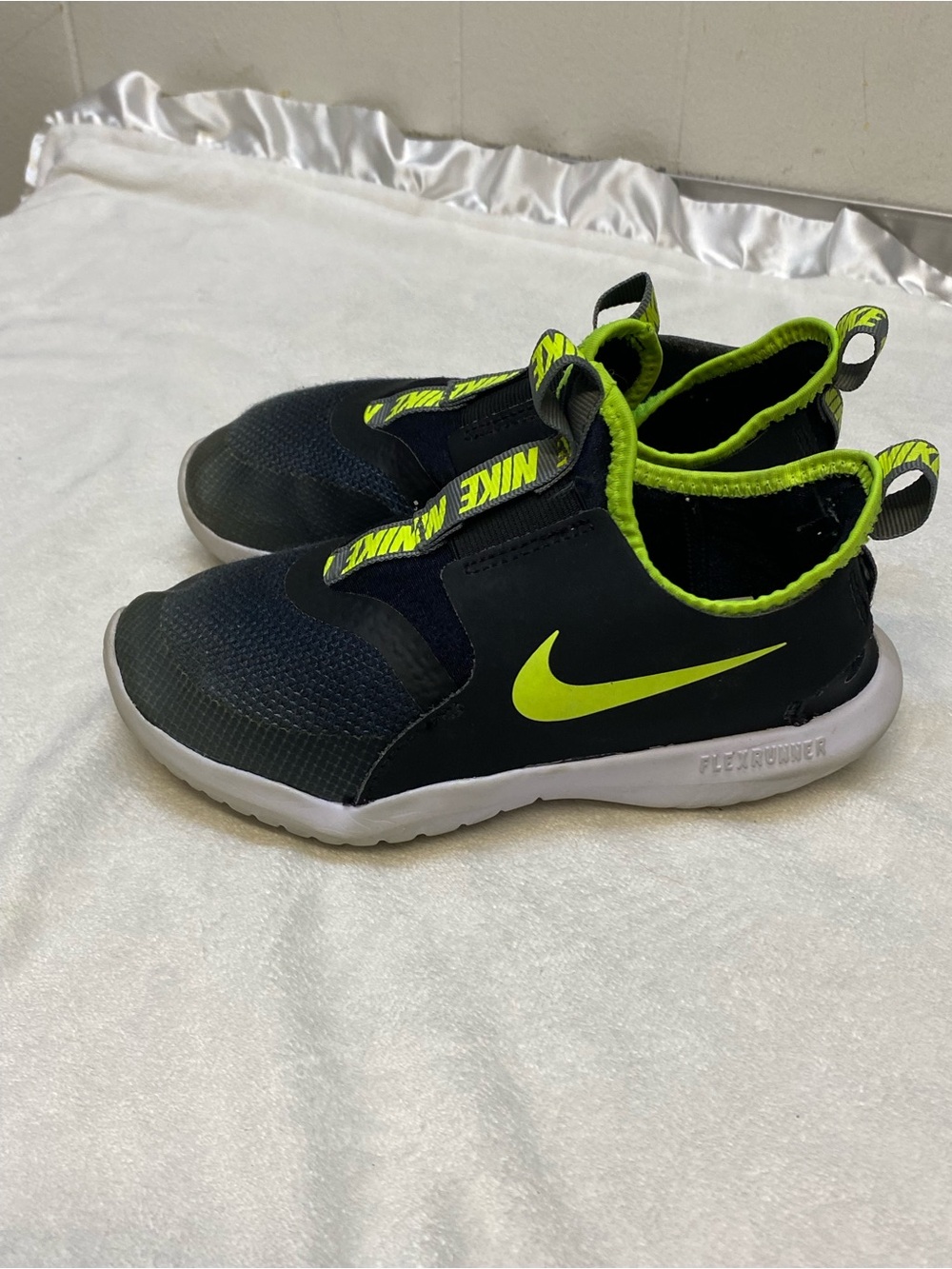 Nike Flex Runner  Toddler Boy's Slip On Shoes - Size 13C